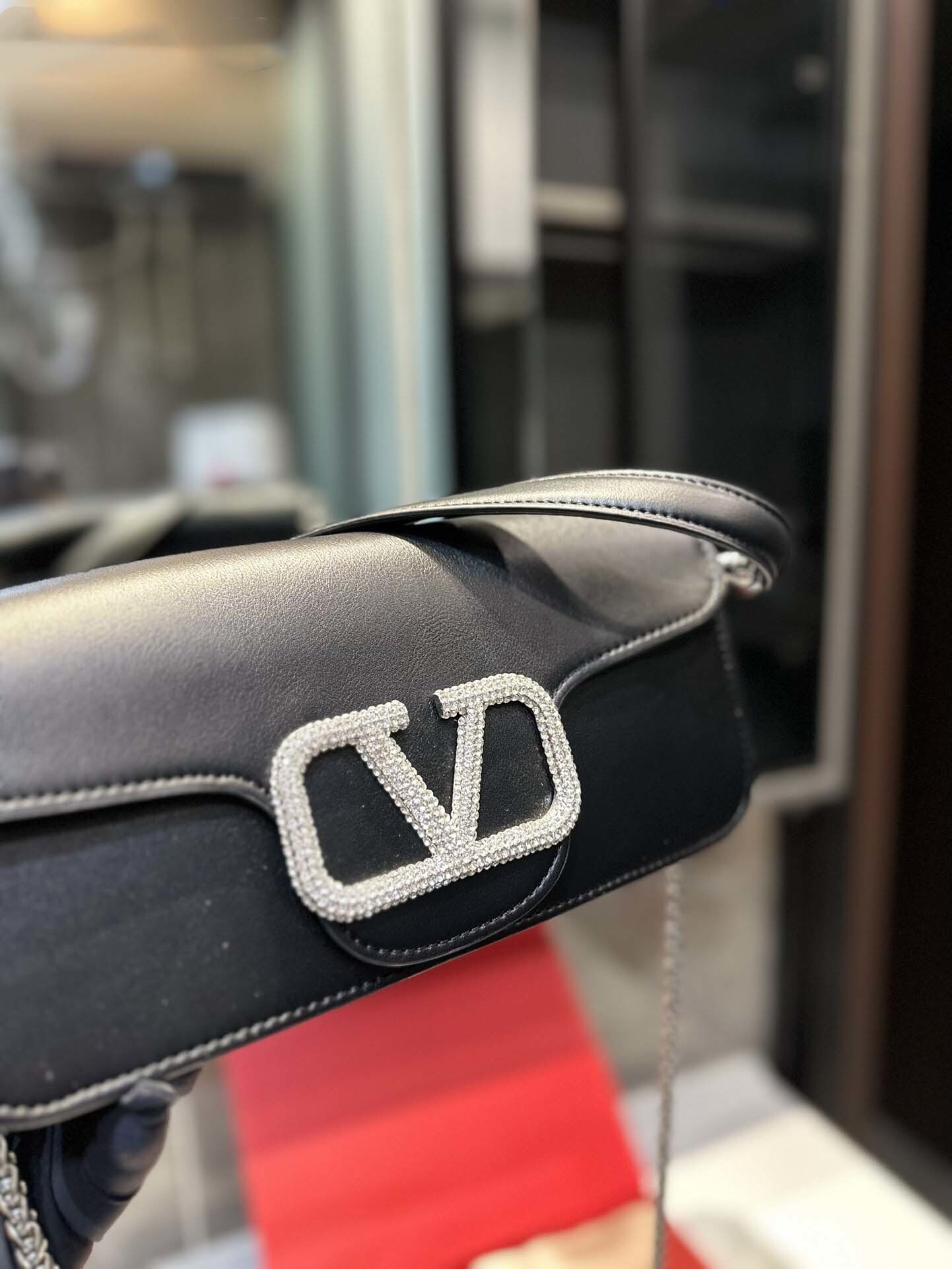 $69-LDN-473 Vato gallery