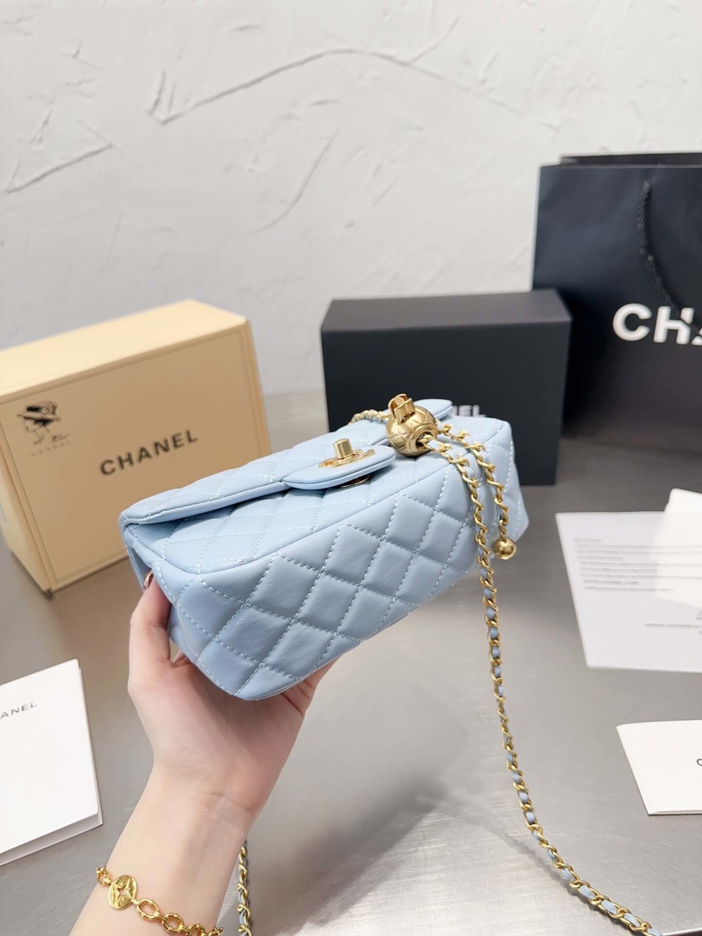 $69.88-LDN-351 CHA gallery