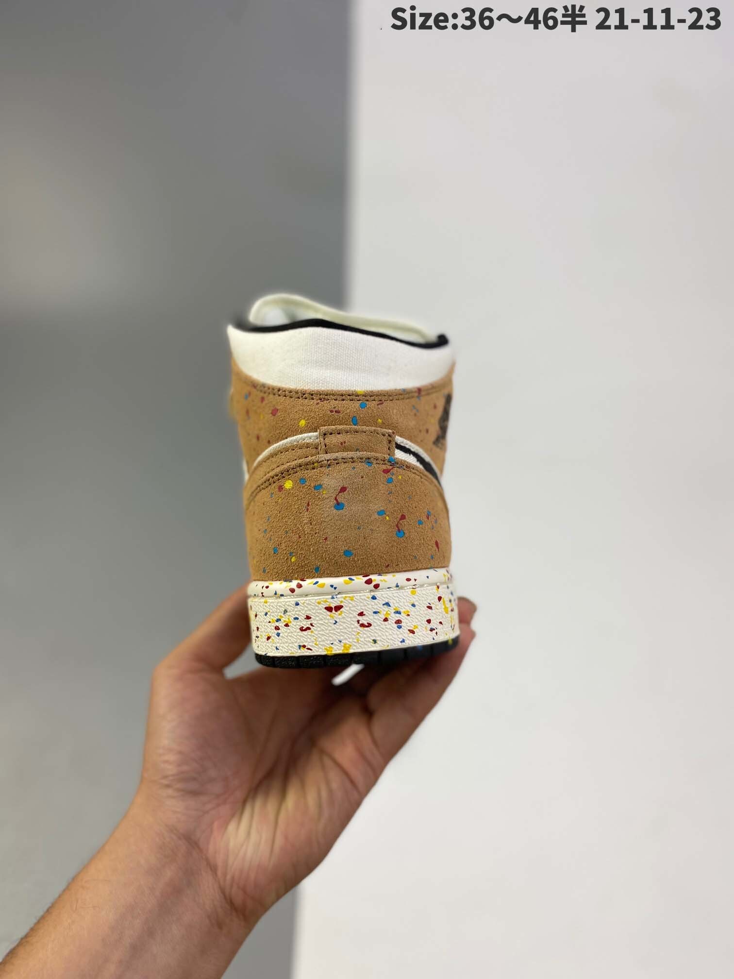 $70-LDN-117 NK gallery