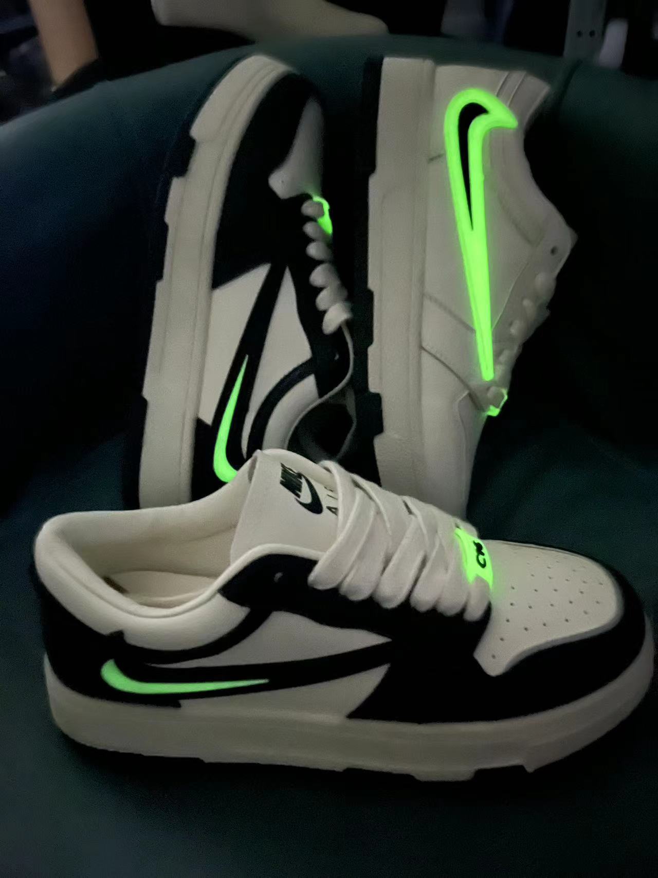 $70-LDN-150 NK gallery