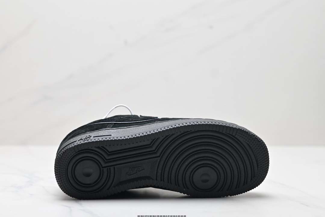 $70-LDN-181 NK gallery