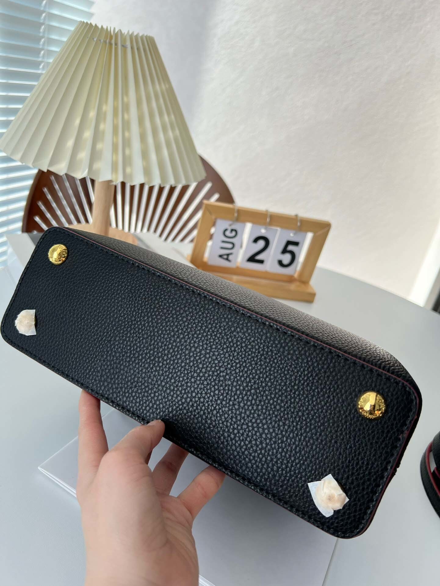 $71.89-LDN-320 LV gallery