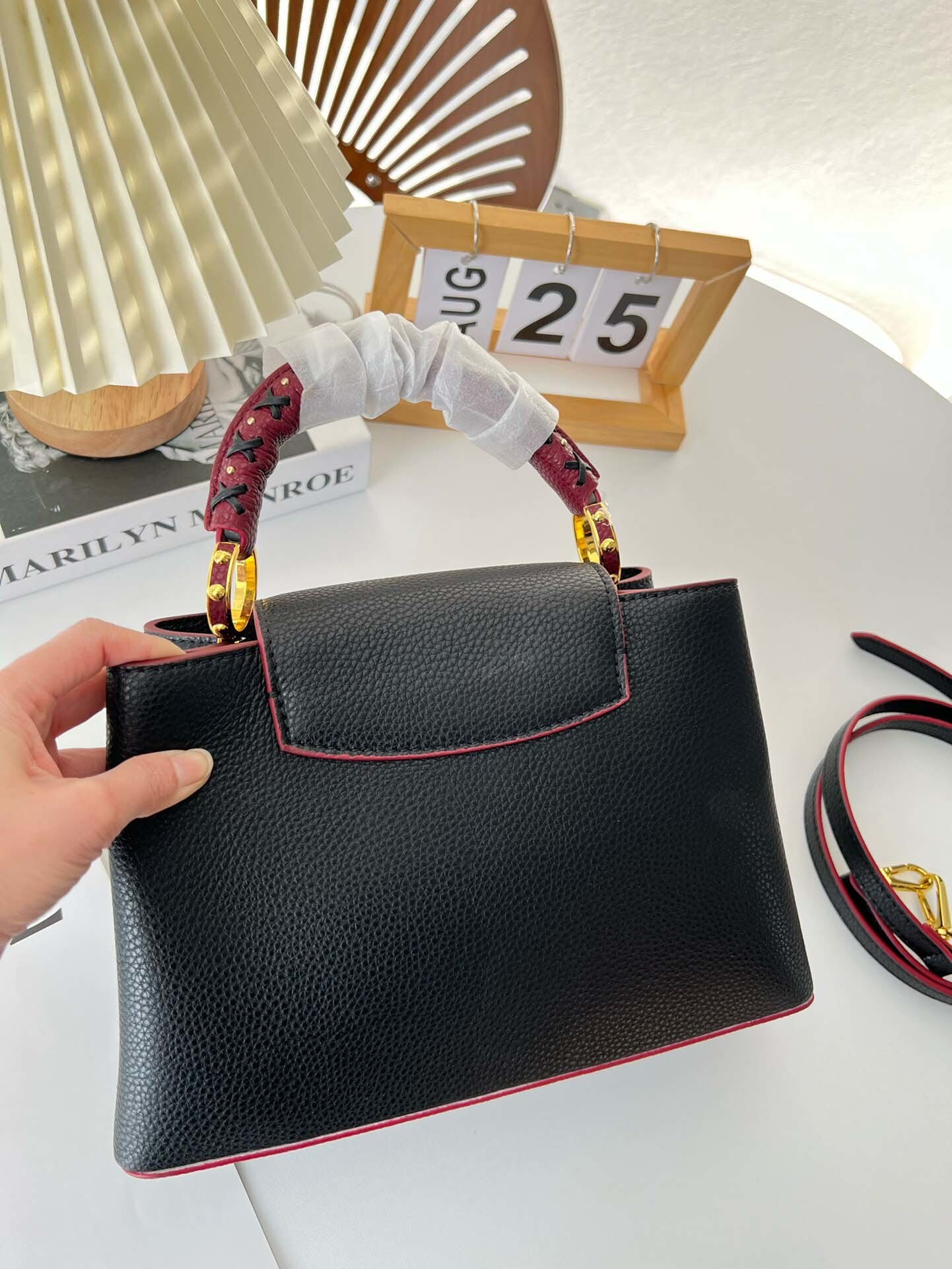 $71.89-LDN-320 LV gallery