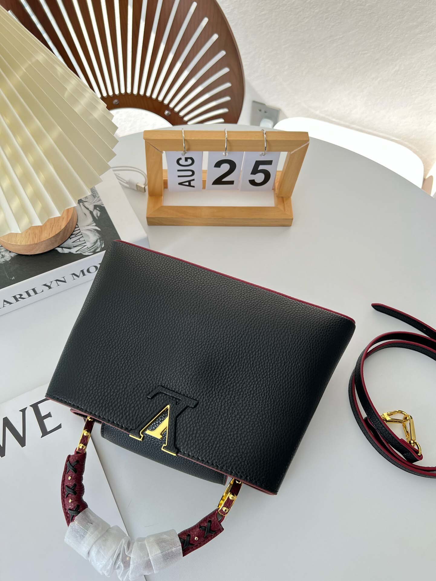 $71.89-LDN-320 LV gallery