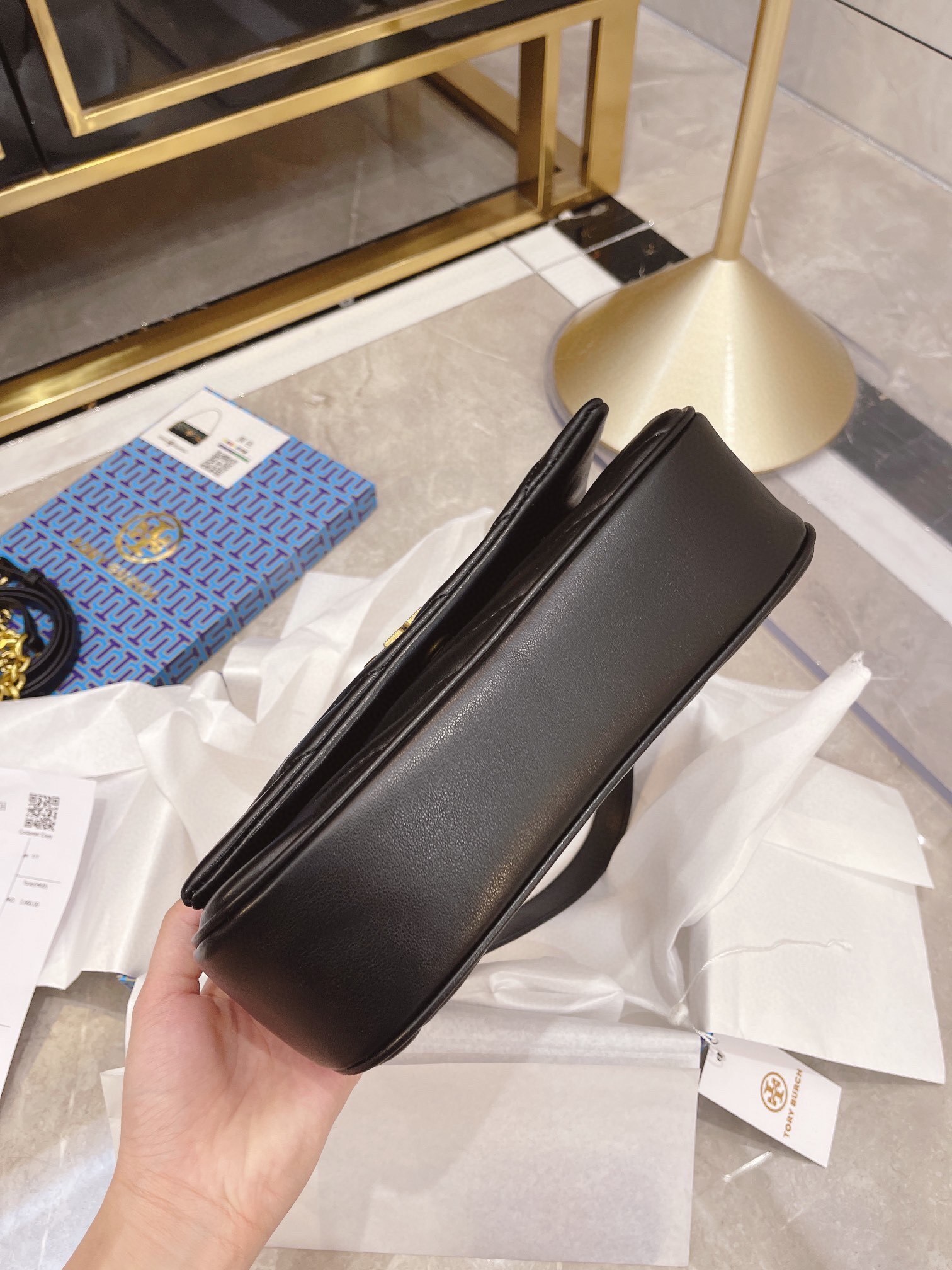 $73-LDN-498 TB gallery