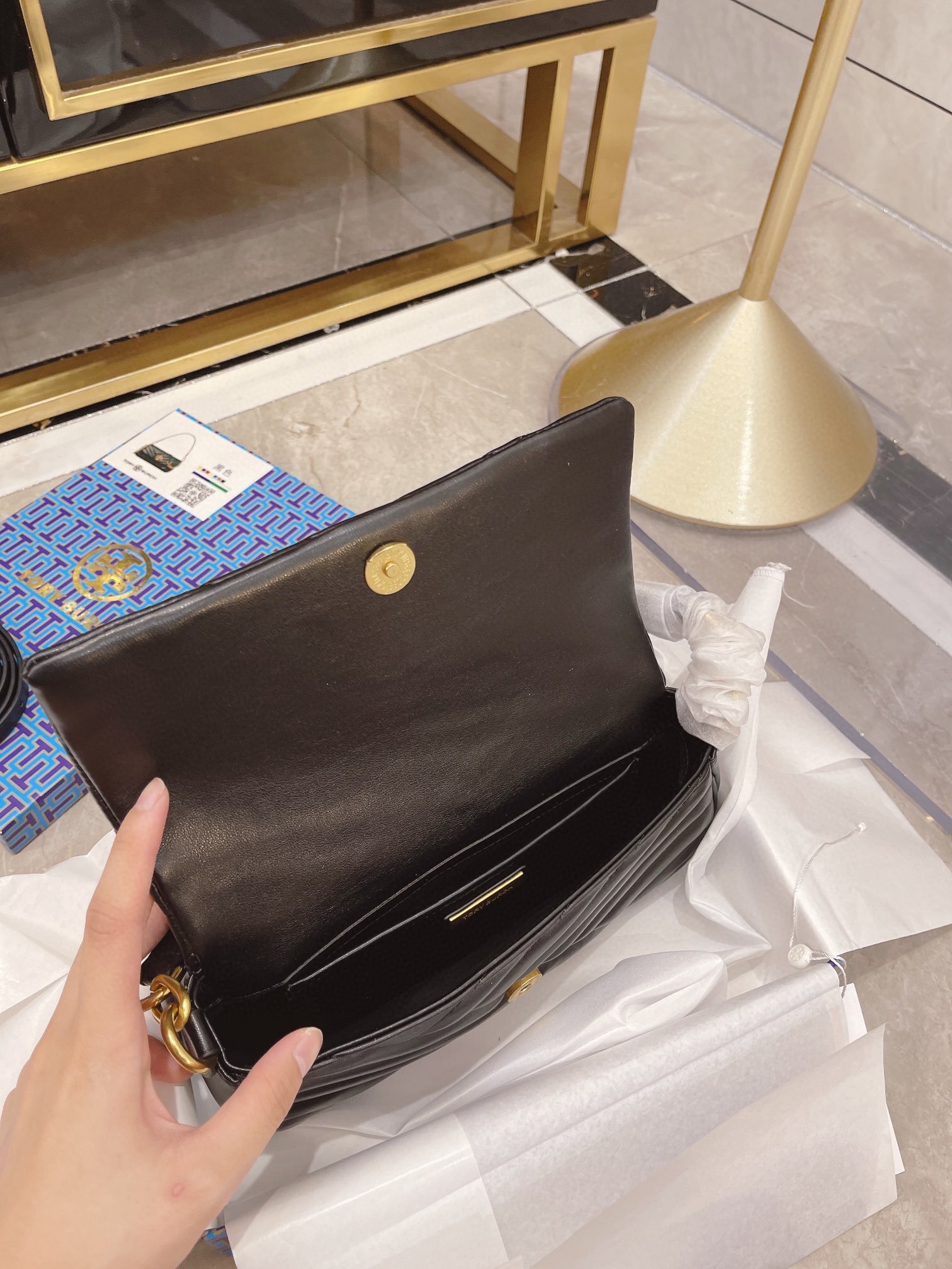 $73-LDN-498 TB gallery