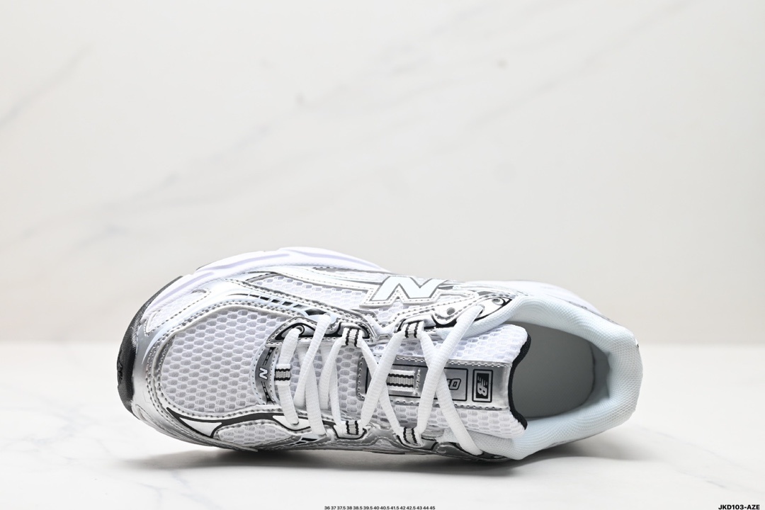 $77-LDN-641 NB gallery