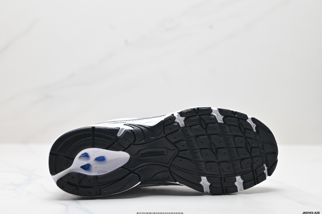 $77-LDN-641 NB gallery