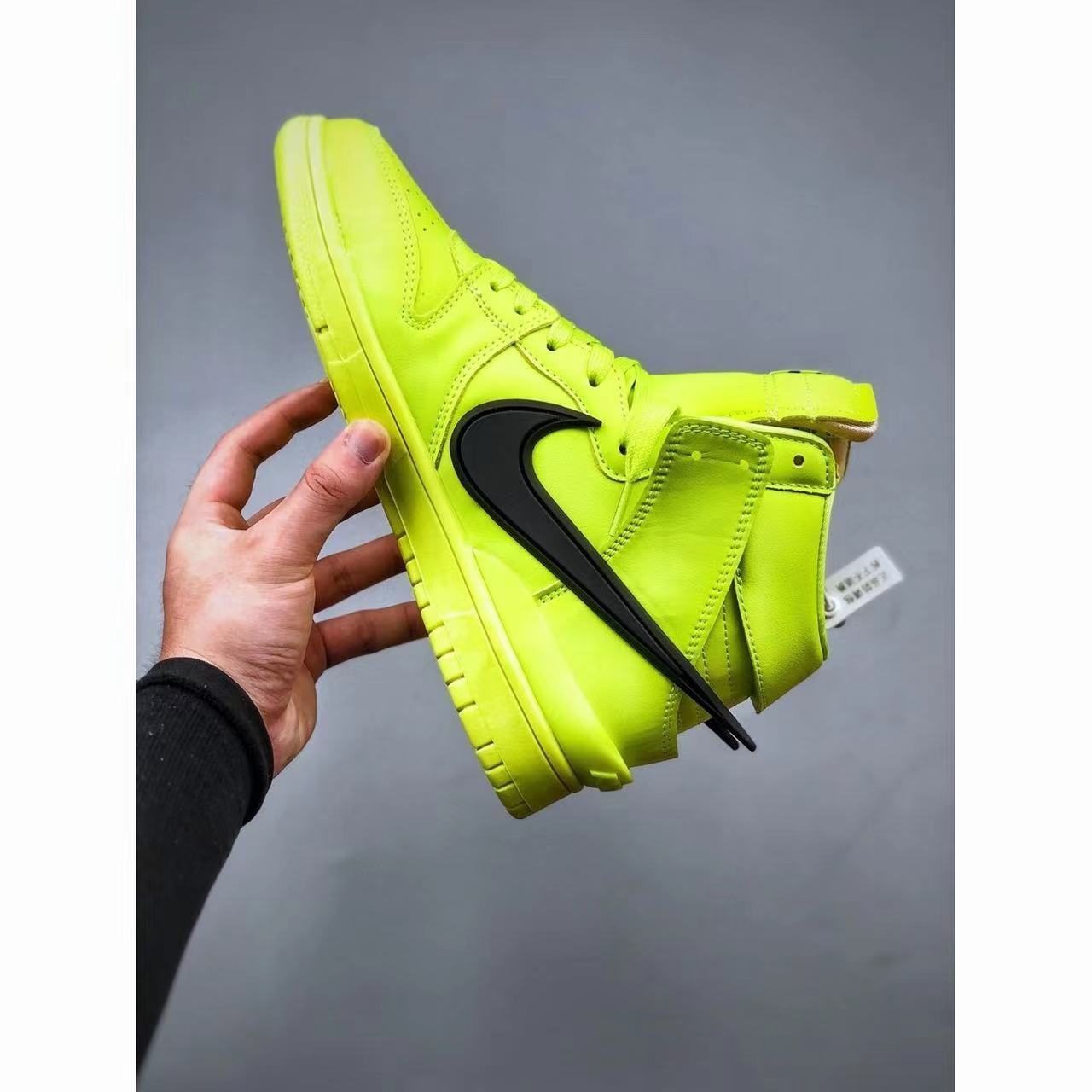 $78-LDN-146 NK gallery