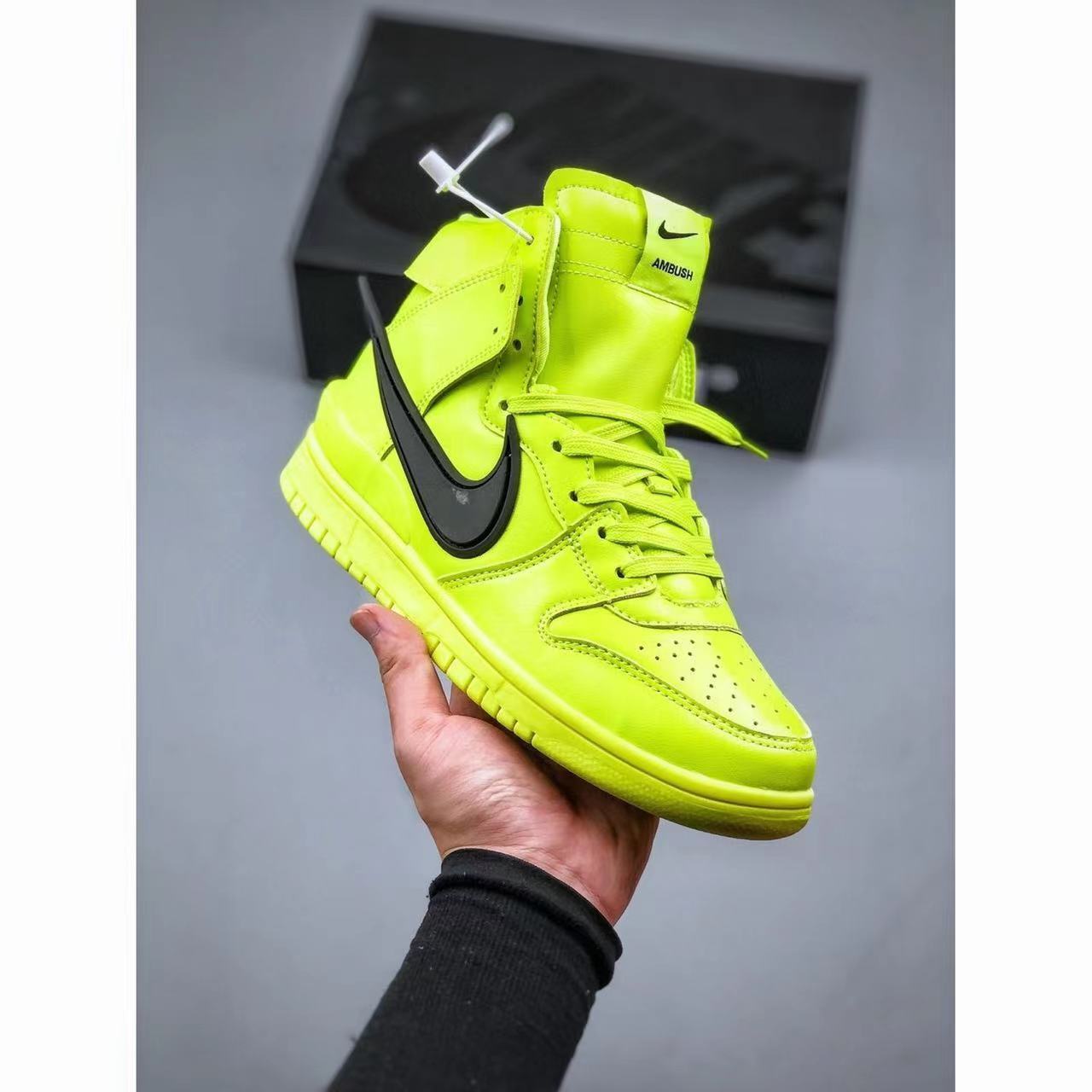 $78-LDN-146 NK gallery