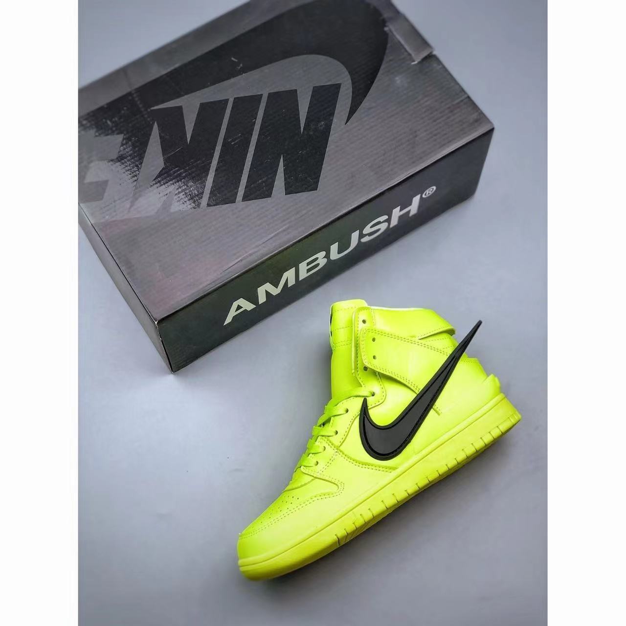 $78-LDN-146 NK gallery