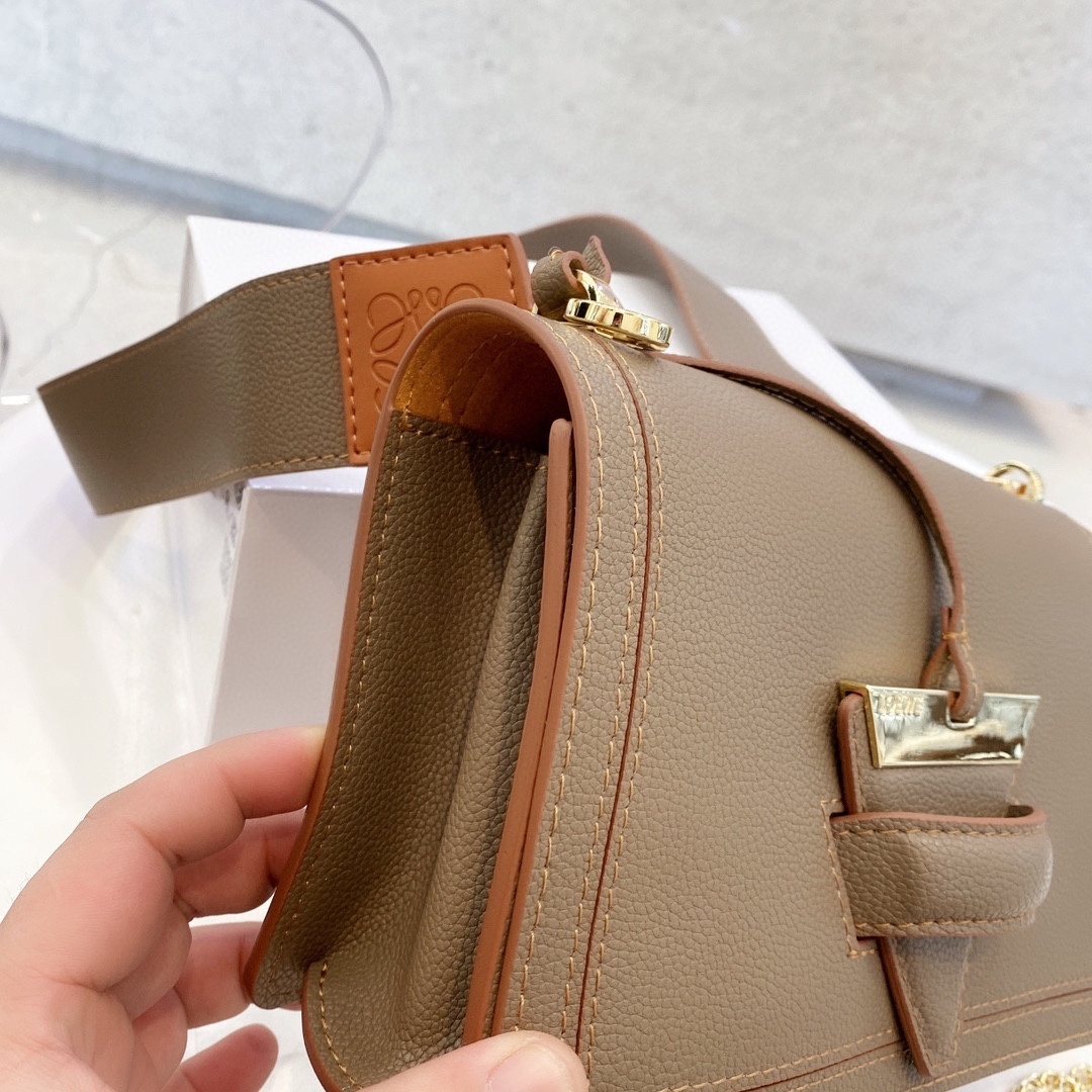 $82-LDN-545 LW gallery