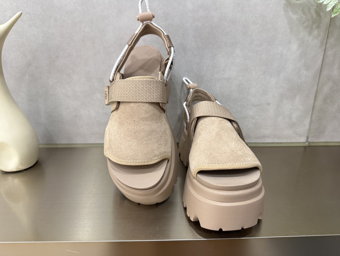 $82.39-LDN-680 UGG gallery