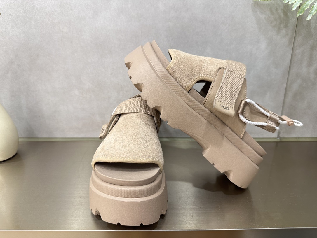 $82.39-LDN-680 UGG gallery