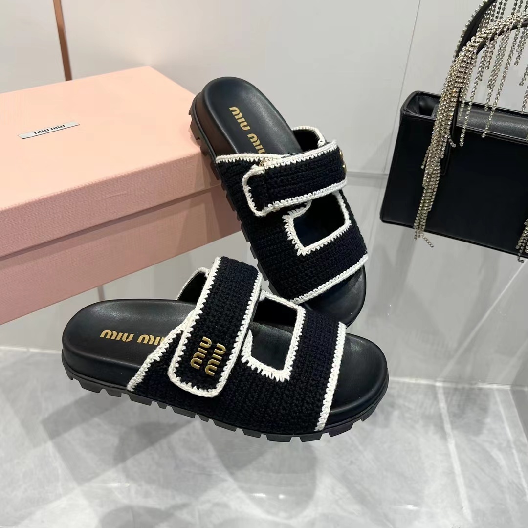 $82.99-LDN-535 MIU gallery