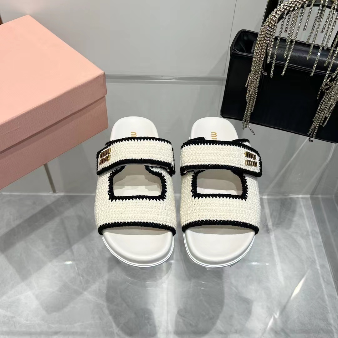 $82.99-LDN-535 MIU gallery
