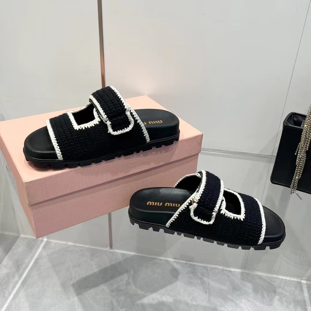 $82.99-LDN-535 MIU gallery