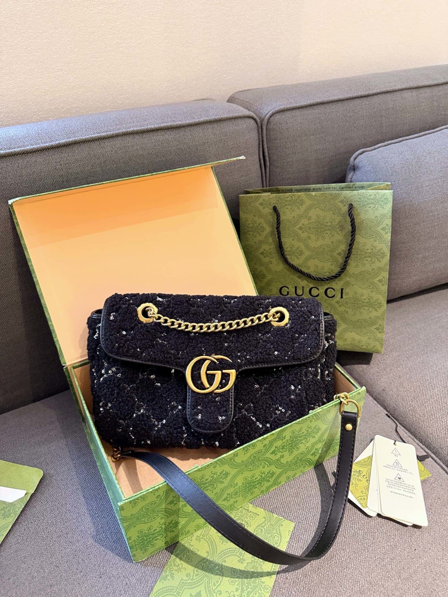 $86-LDN-261 GCI gallery