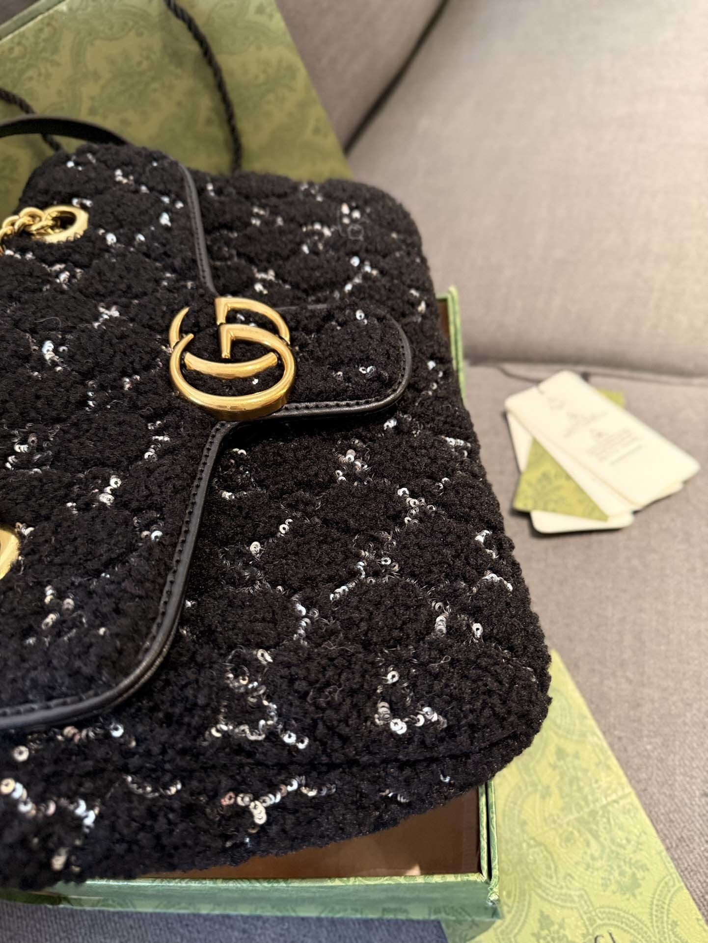 $86-LDN-261 GCI gallery