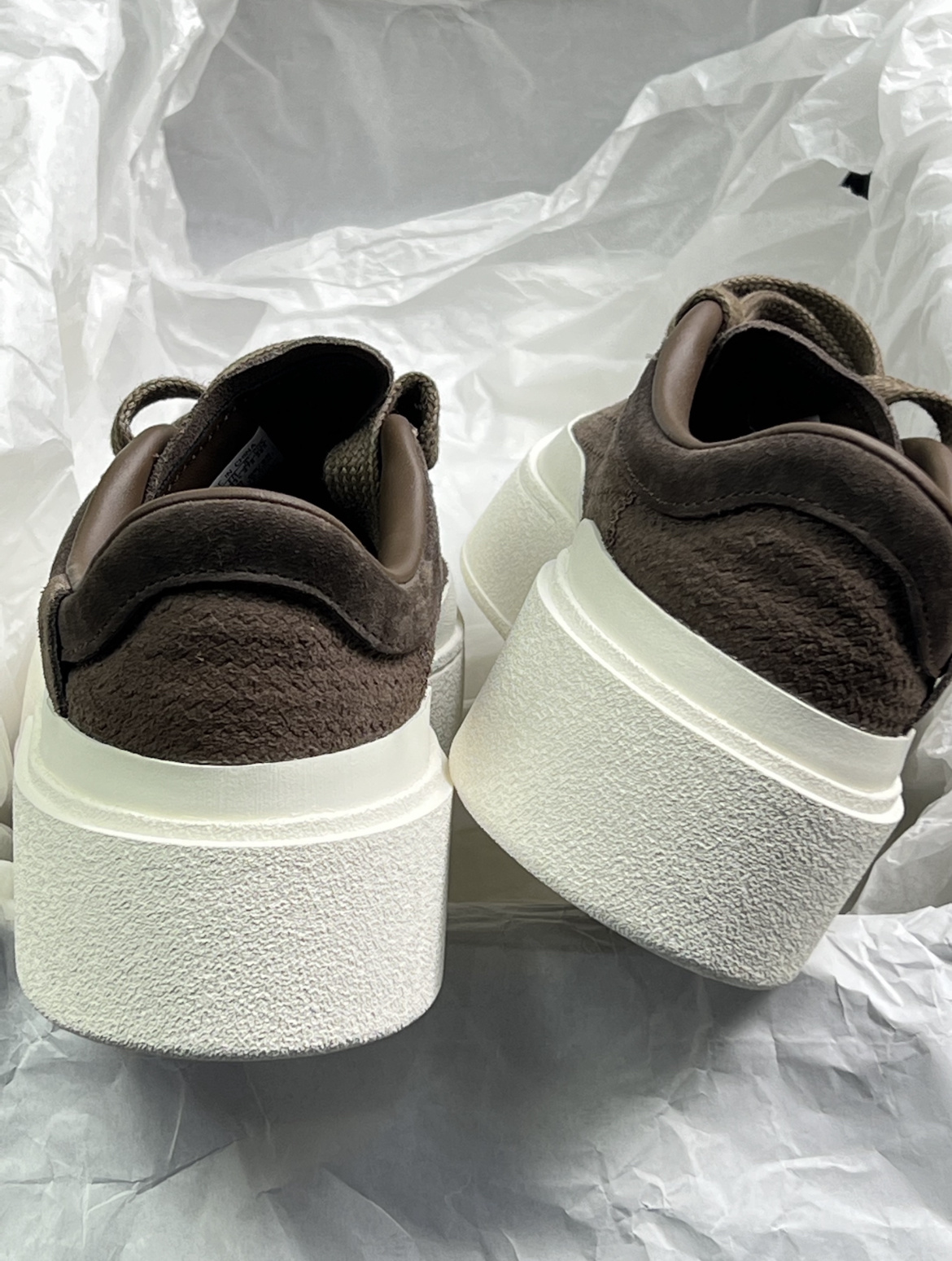 56NE Adidas shoes $51.8 gallery