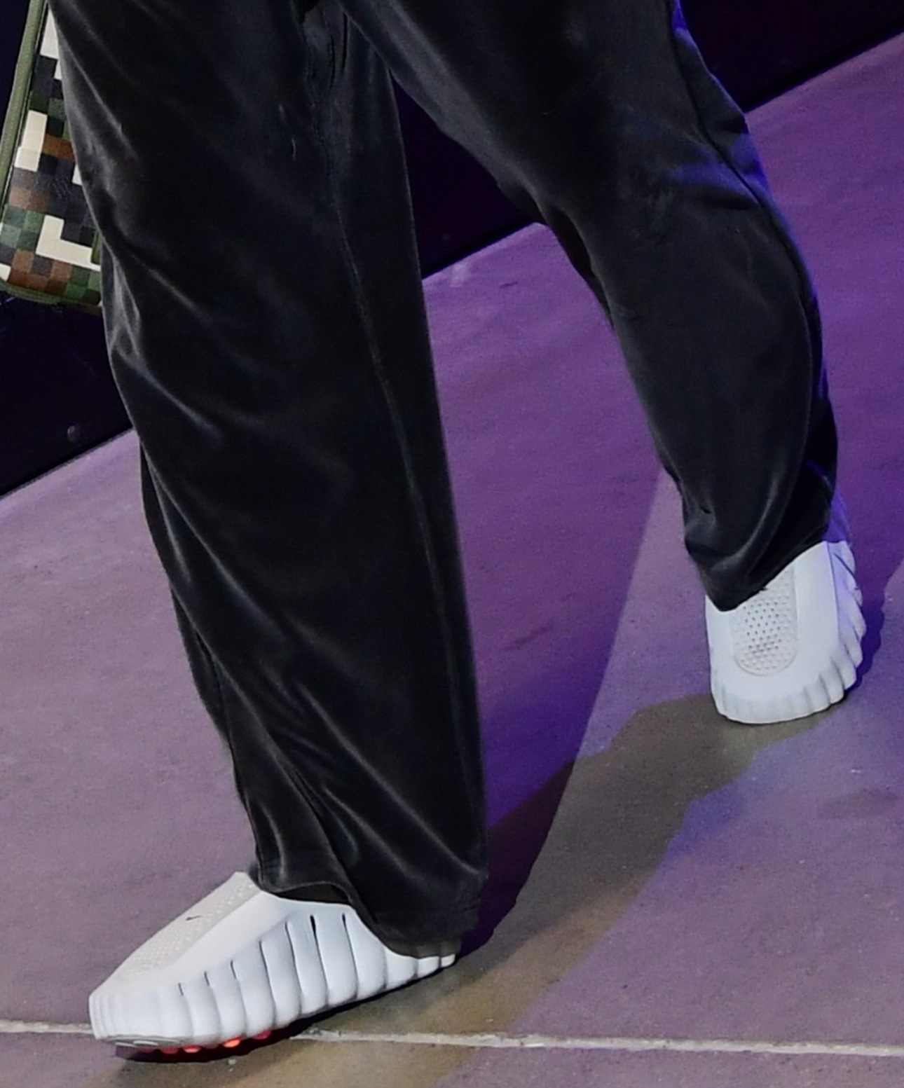 741T Nike Mind 001 50$ gallery