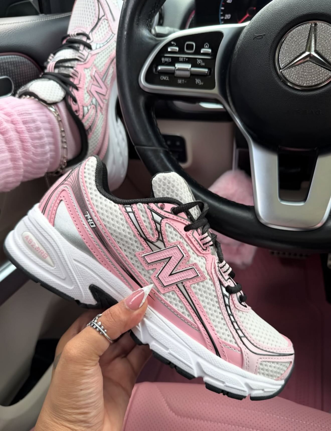 963P New Balance 740 v2 53$ gallery