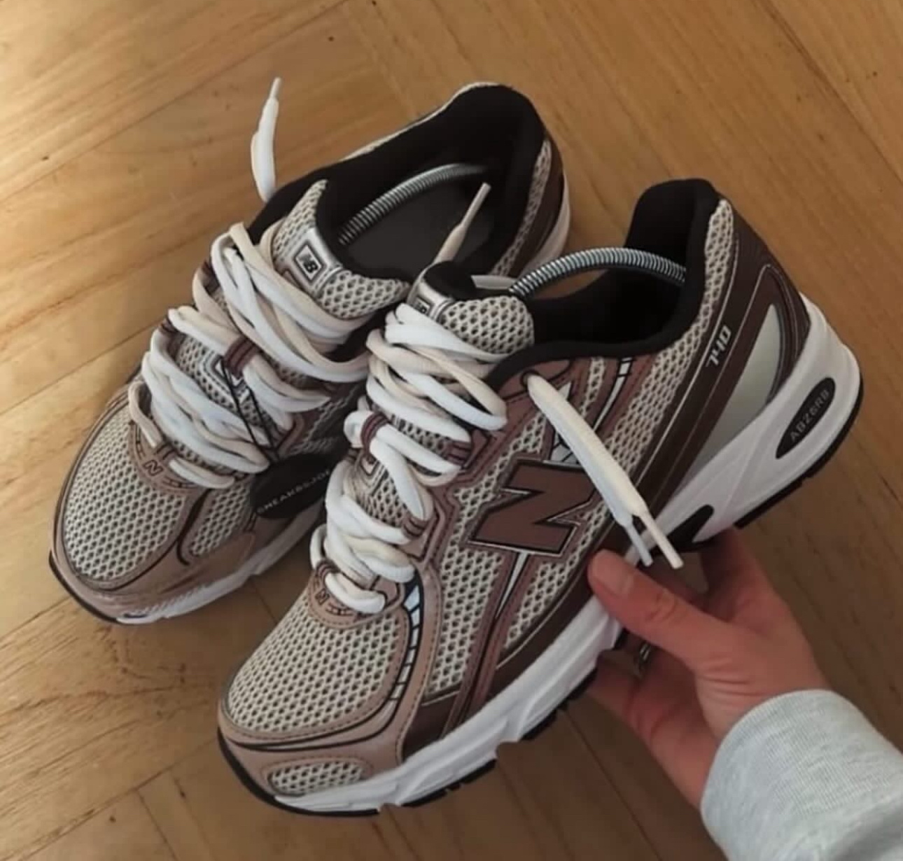 963P New Balance 740 v2 53$ gallery