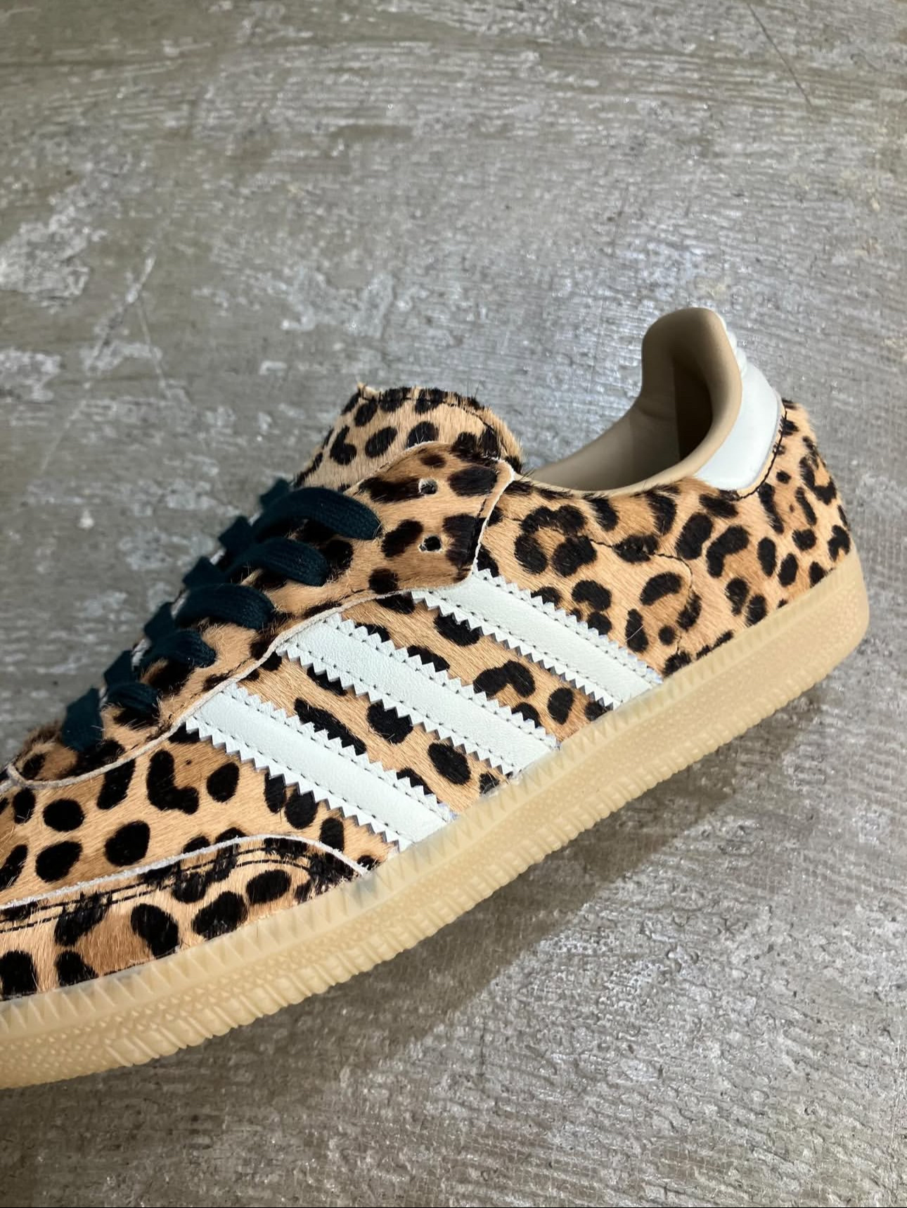 987E Adidas SAMBA  51$ gallery