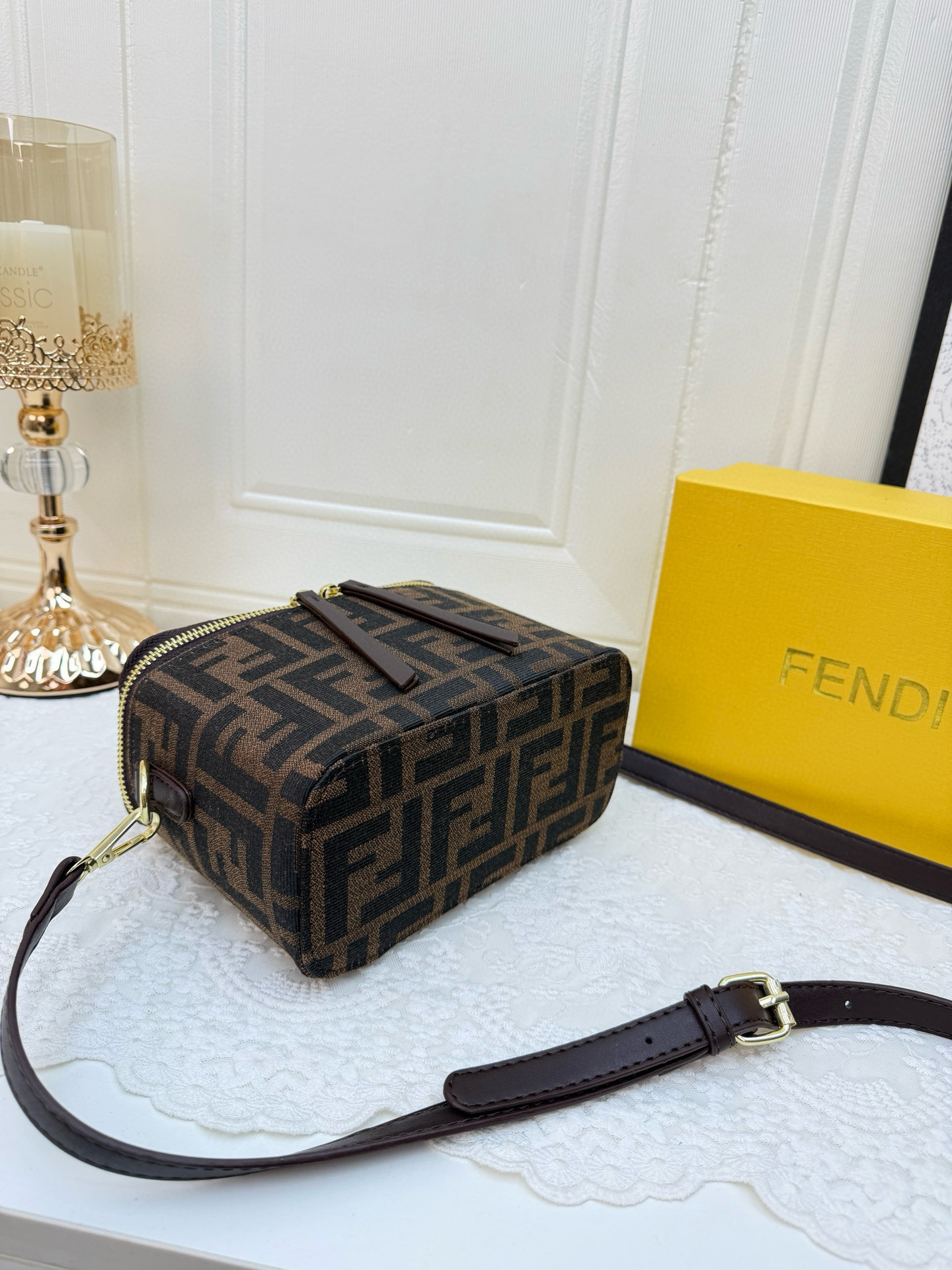 9E4P Fendi bag 43$ gallery
