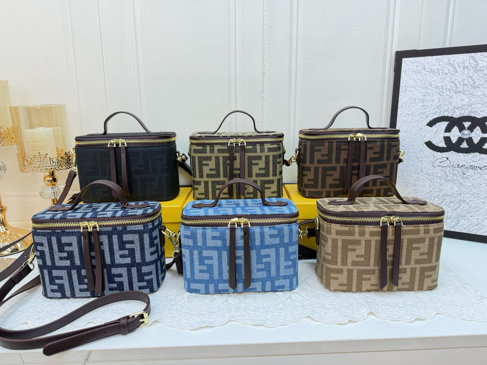 9E4P Fendi bag 43$ gallery