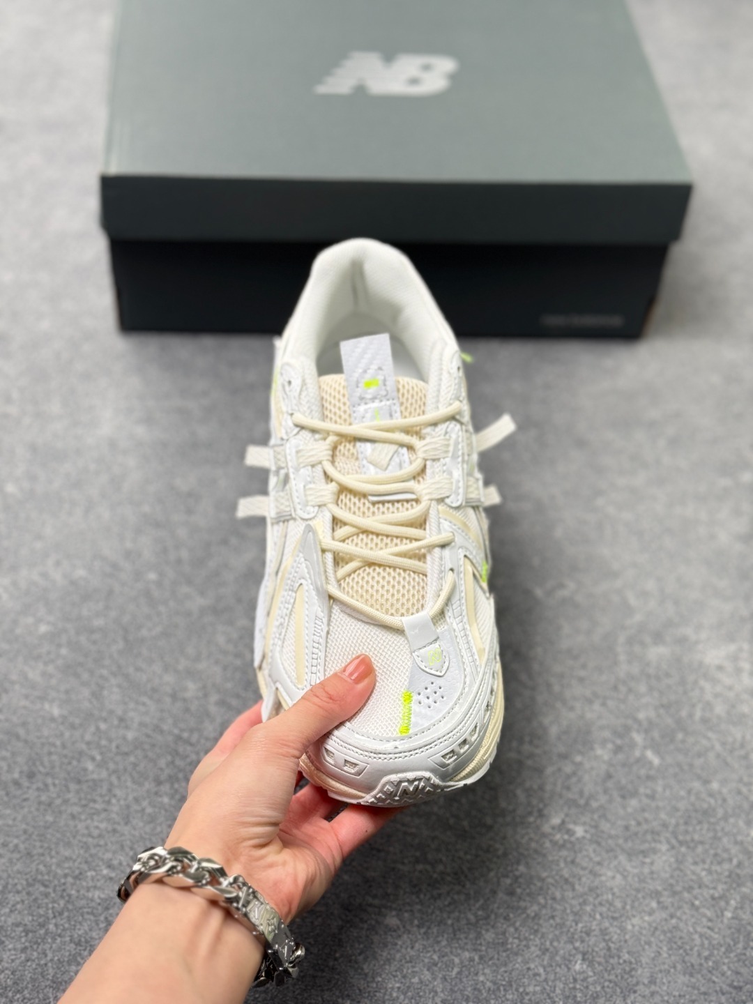 BW04 New Balance M1906R series 53$ gallery