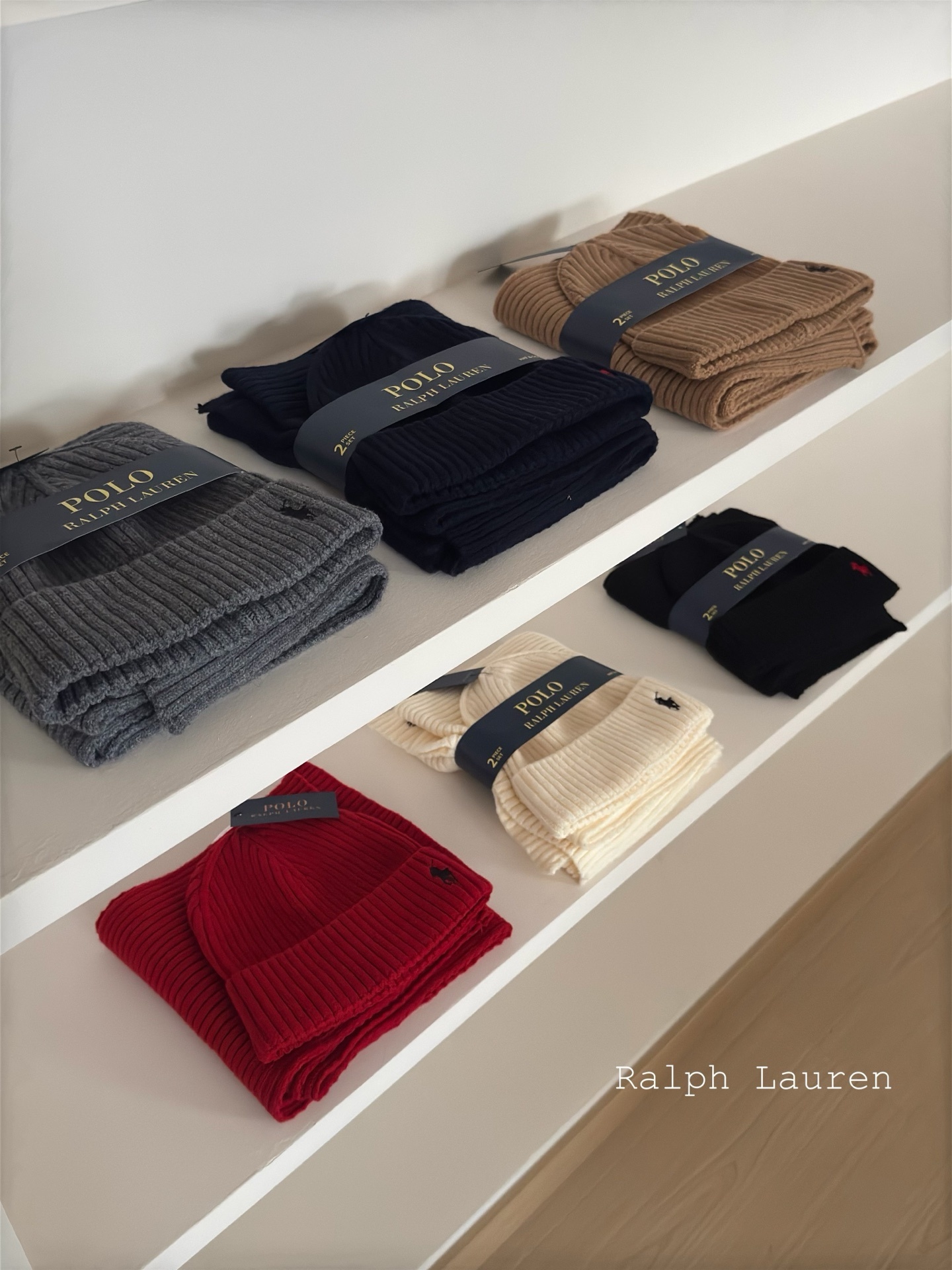 D7G5 Ralph Lauren hat + scarf $32 gallery