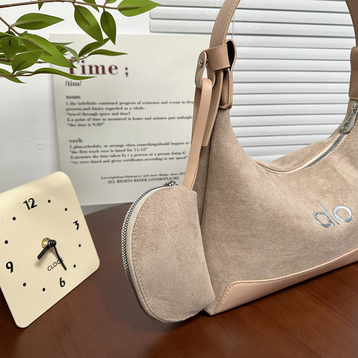 D84G ALO bag $37.9 gallery