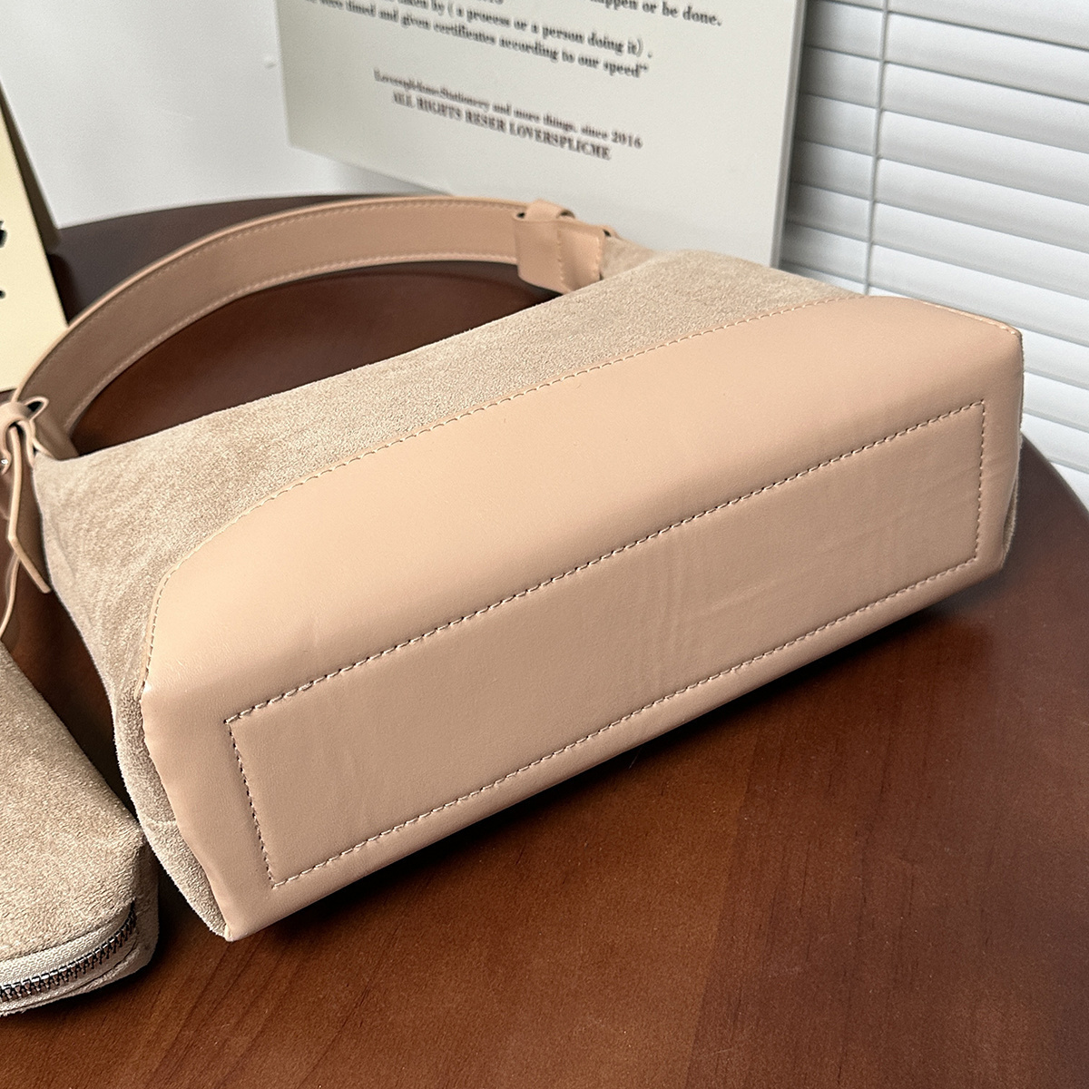 D84G ALO bag $37.9 gallery