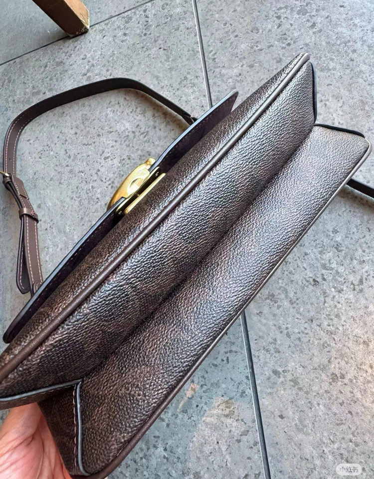 ESR7 Coach bag $49.90 gallery