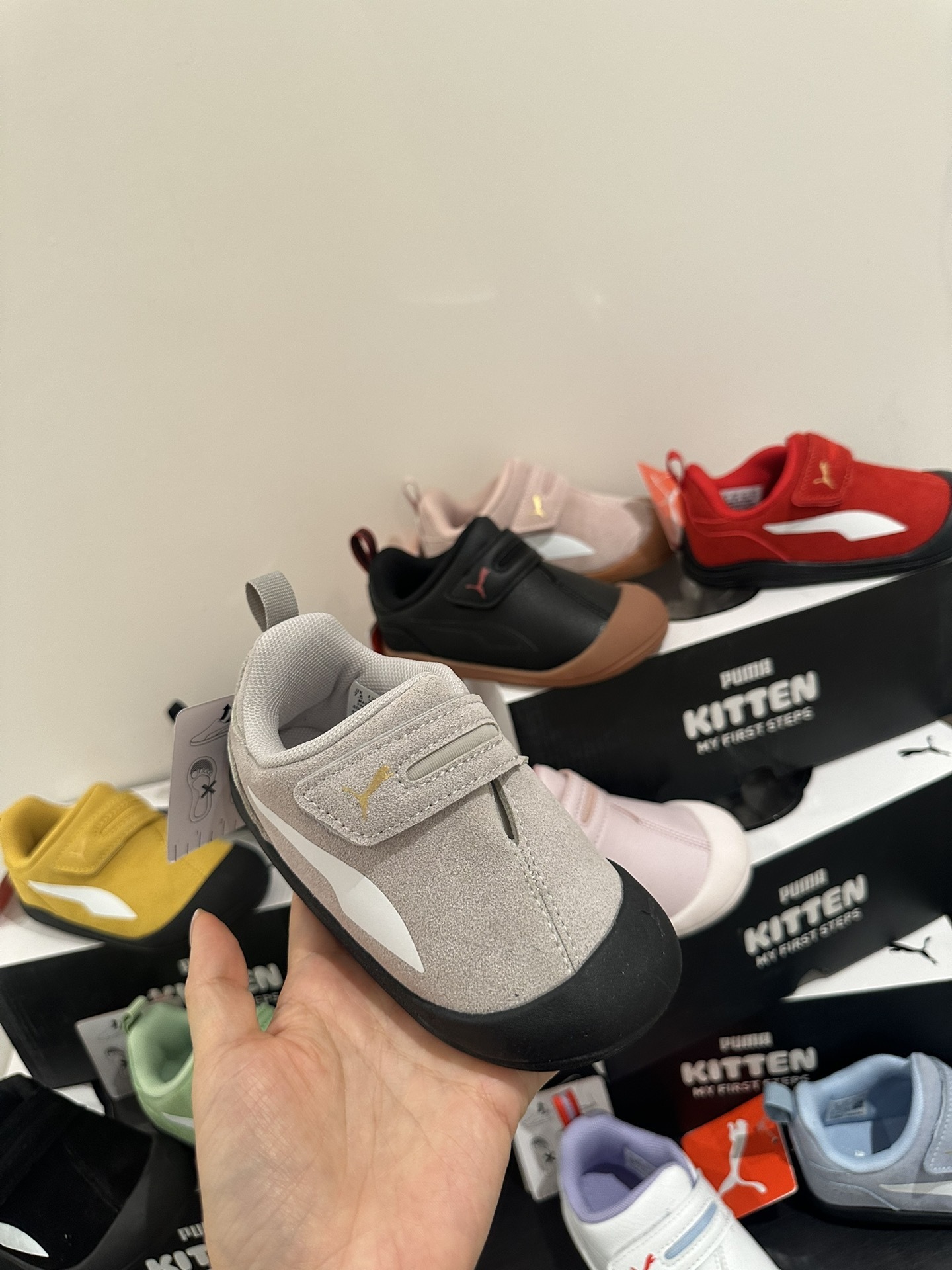 G5K5 PUMA children's shoes 37$ gallery