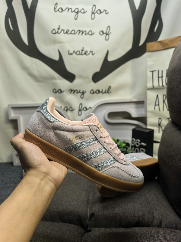 G5Z6 Adidas Gazelle Indoor  47$ gallery