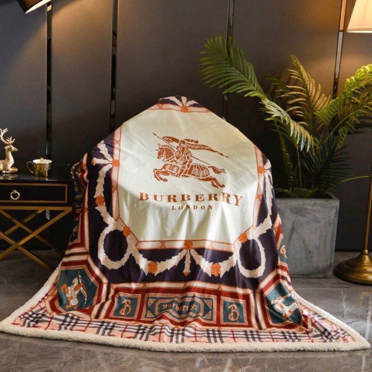 GF5E Burberry Blanket $53.8 gallery