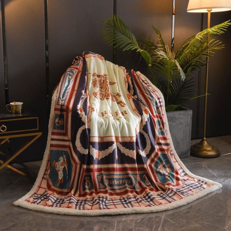 GF5E Burberry Blanket $53.8 gallery