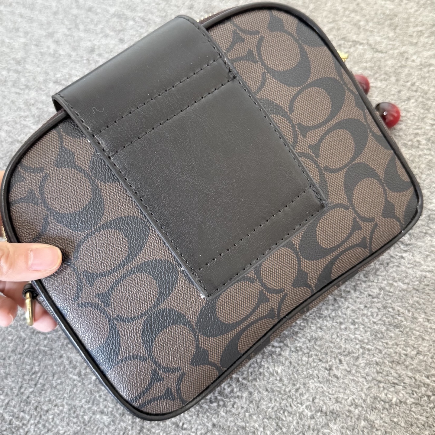 GS95 Coach bag $35.90 gallery