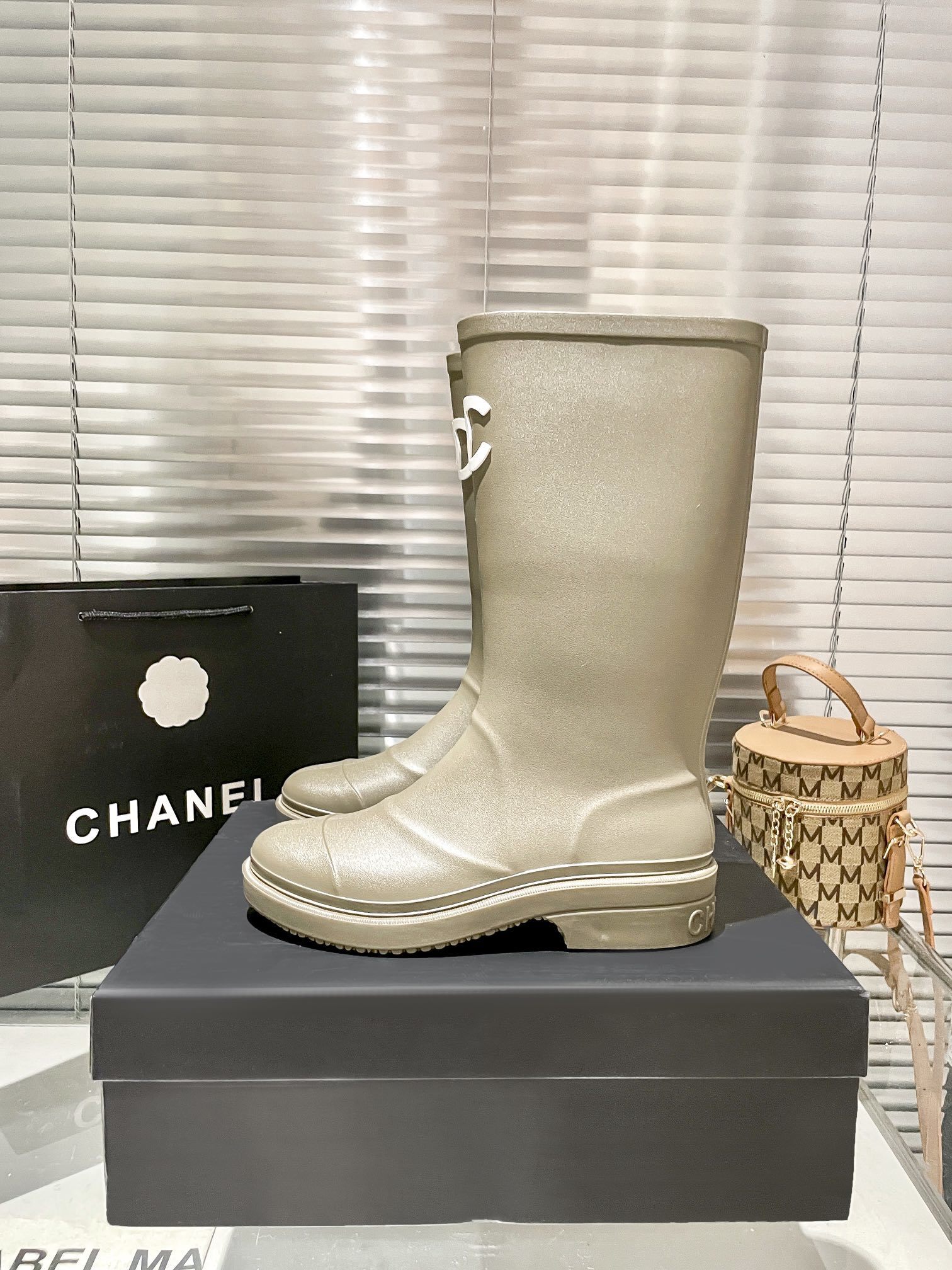 H3H Chanel boots 57$ gallery