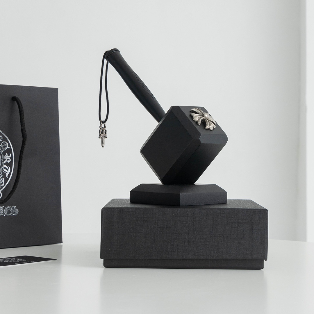 H8DV Come Hearts Beer Bottle Opener $42.8 gallery