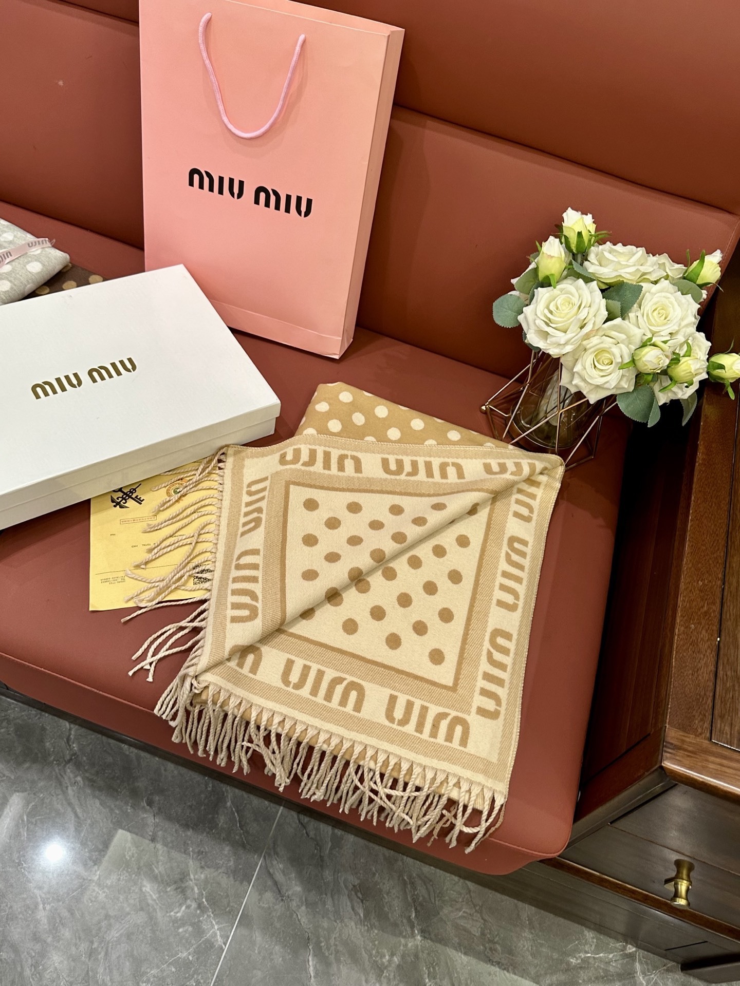 HS5Q MiuMiu $30.8 gallery