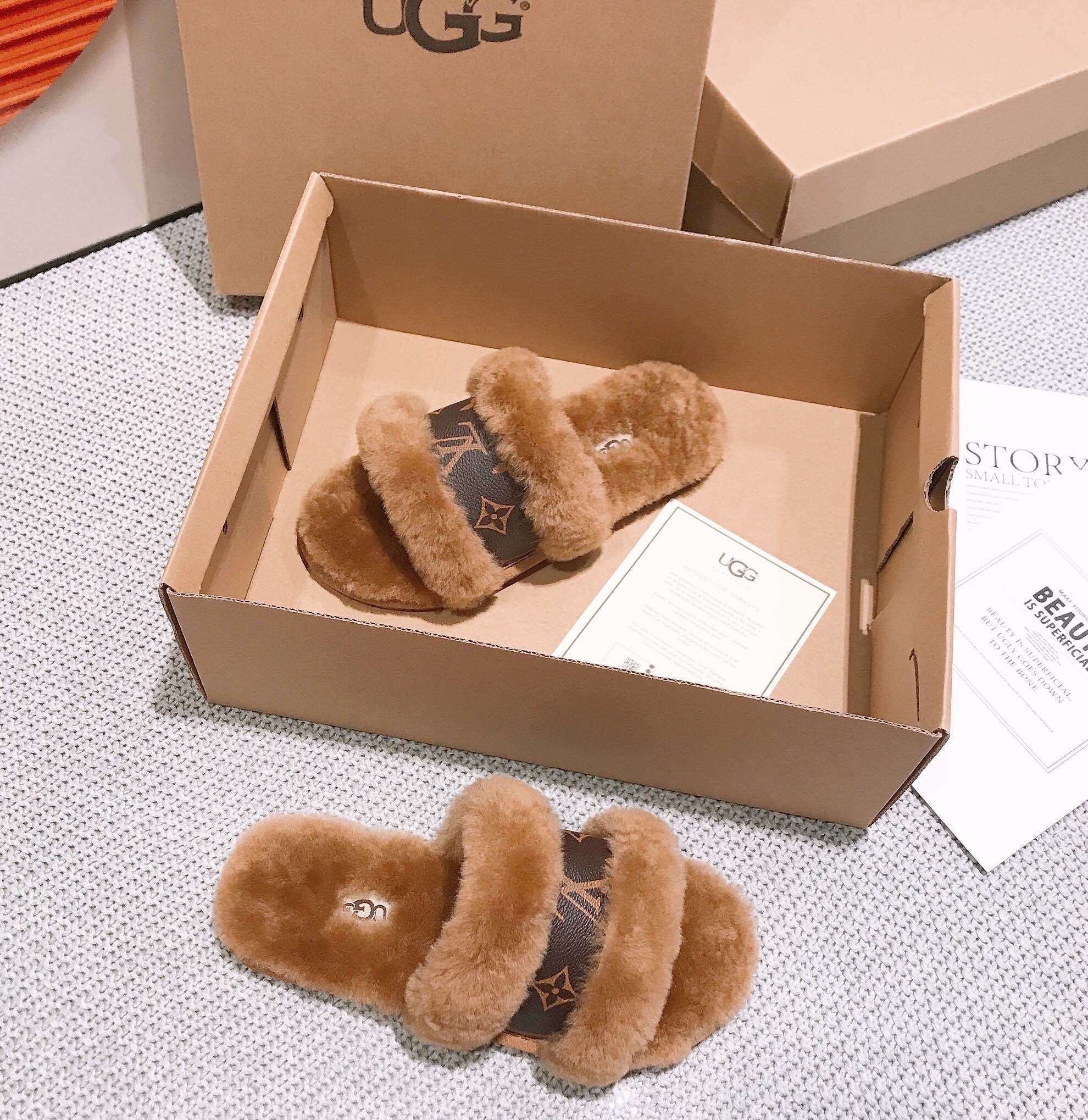J1H3 UGG, LV collaboration wool slippers 52$ gallery