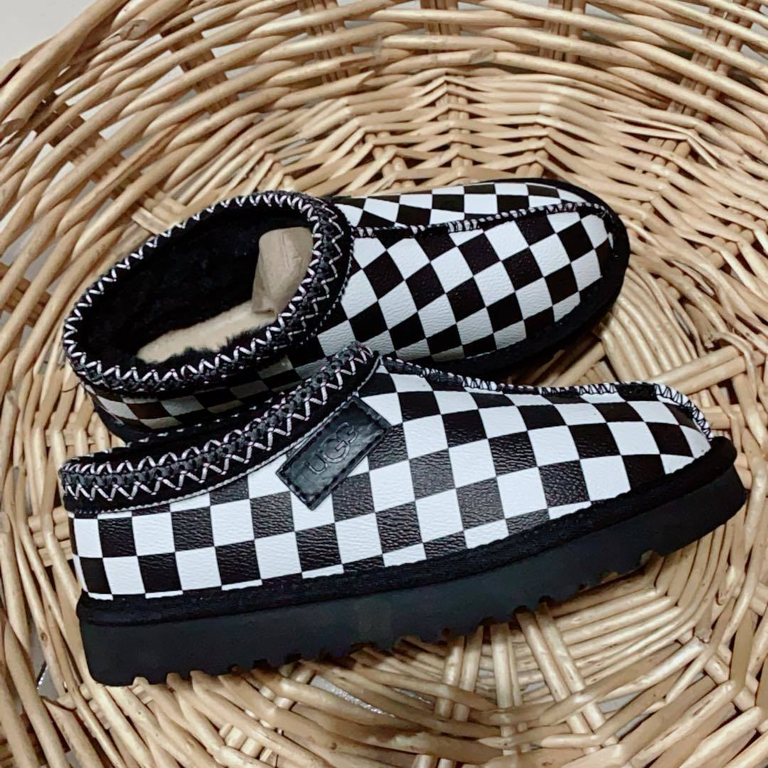 J1H5 1UGG Parent-child matching slippers,44$ gallery