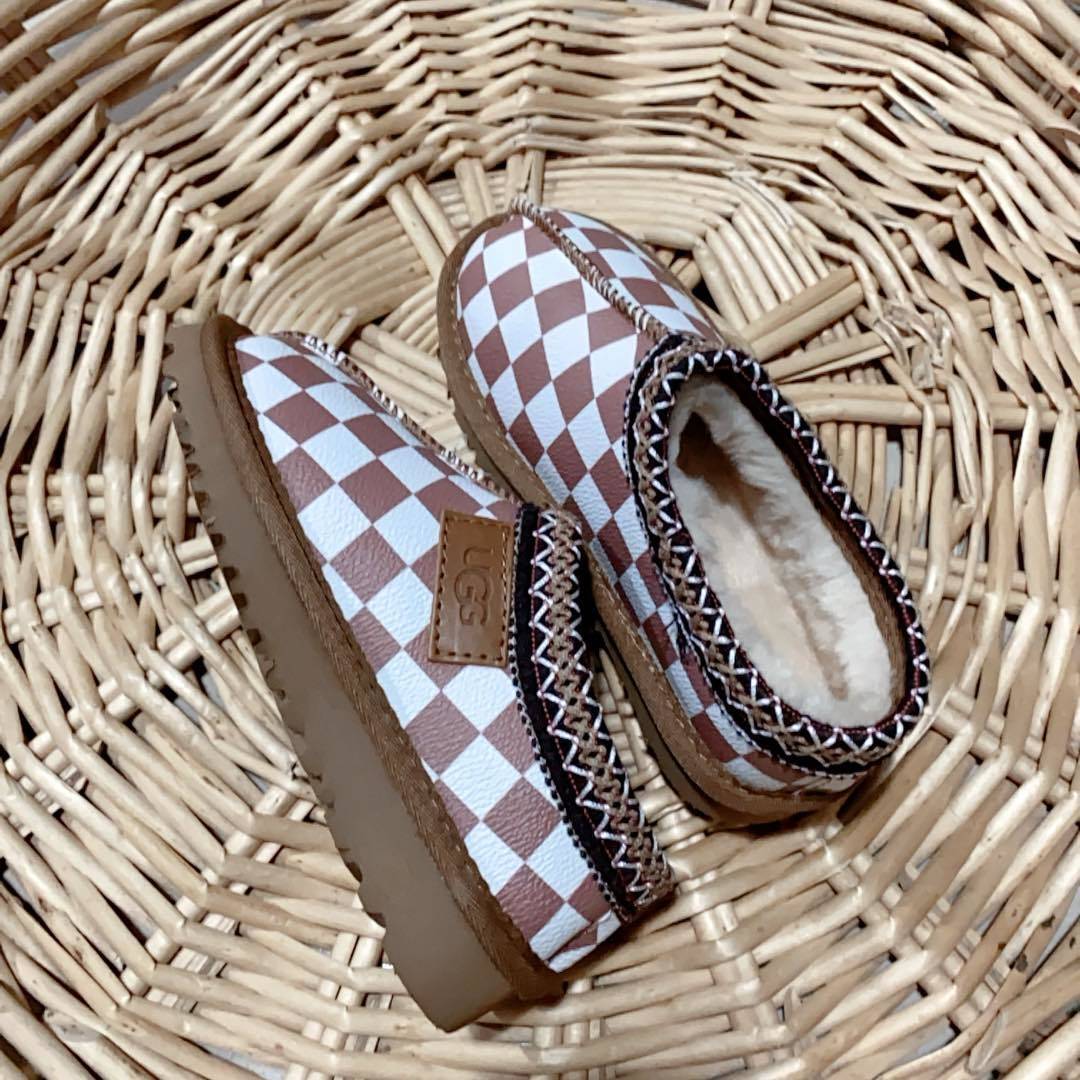 J1H5 1UGG Parent-child matching slippers,44$ gallery