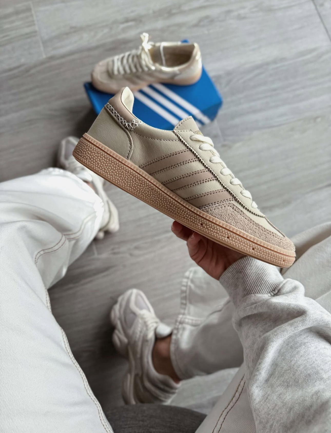 J48T Adidas Handball 51$ gallery
