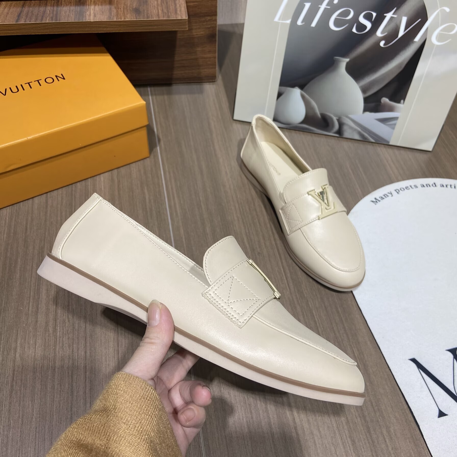 J655 Louis Vuitton 53$ gallery