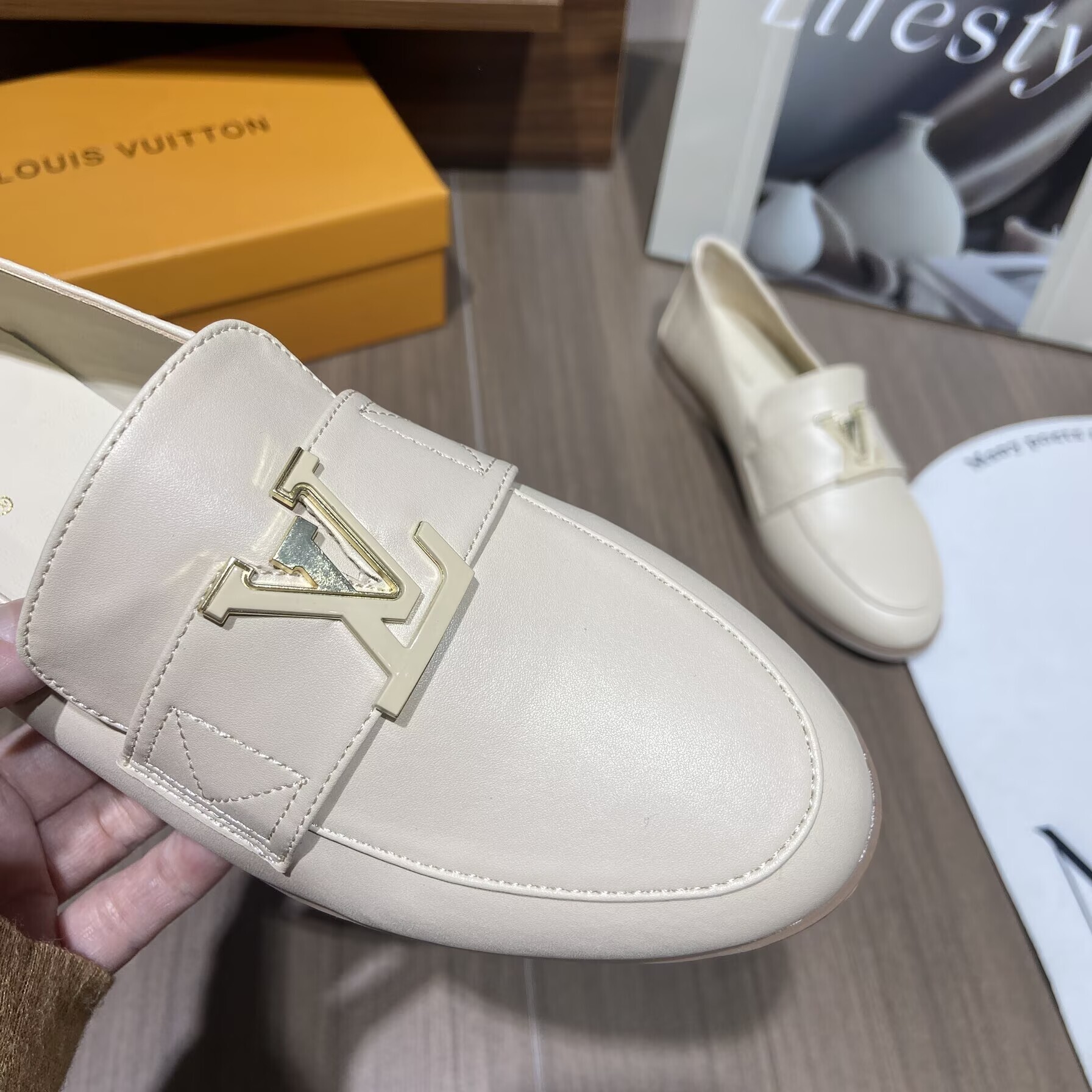 J655 Louis Vuitton 53$ gallery