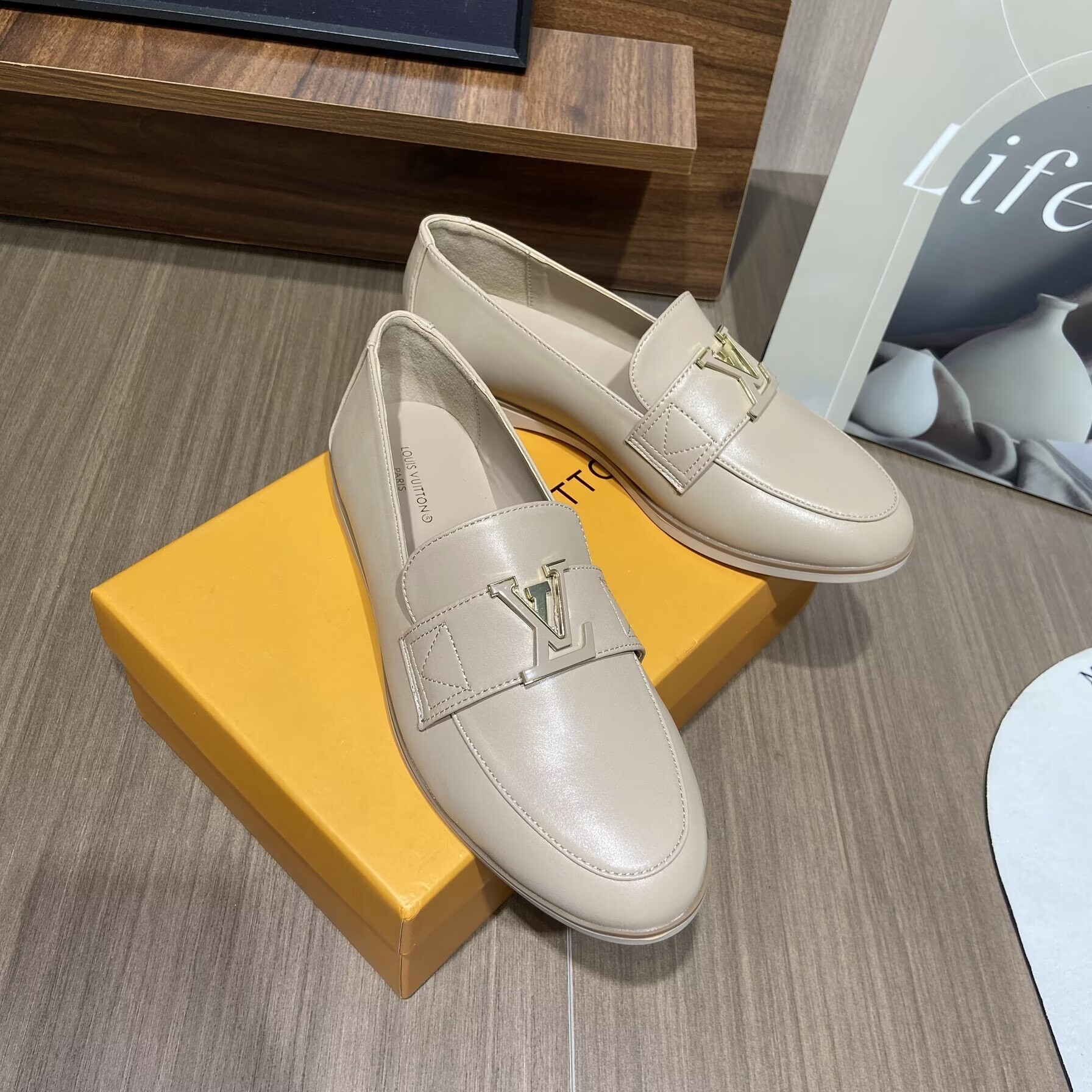 J655 Louis Vuitton 53$ gallery